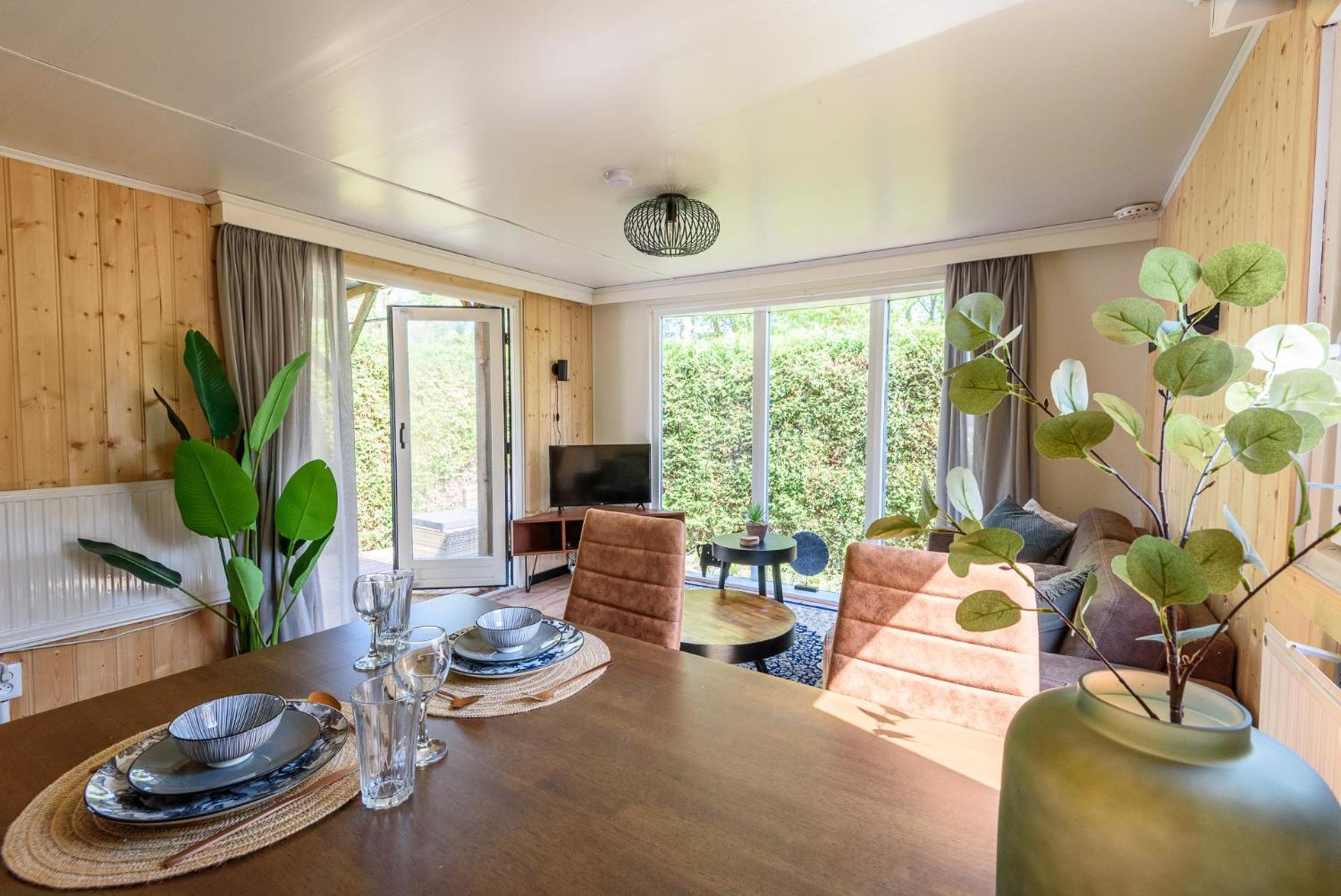 Chalet Op Rustig Park Op De Veluwe Putten Εξωτερικό φωτογραφία